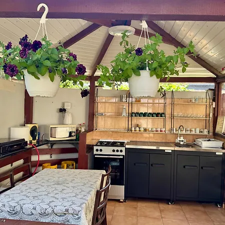 Pensiunea Karelia Casa de hóspedes 3*