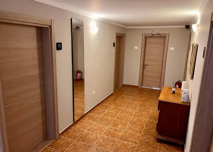 Гостевой дом Pensiunea Karelia 3*